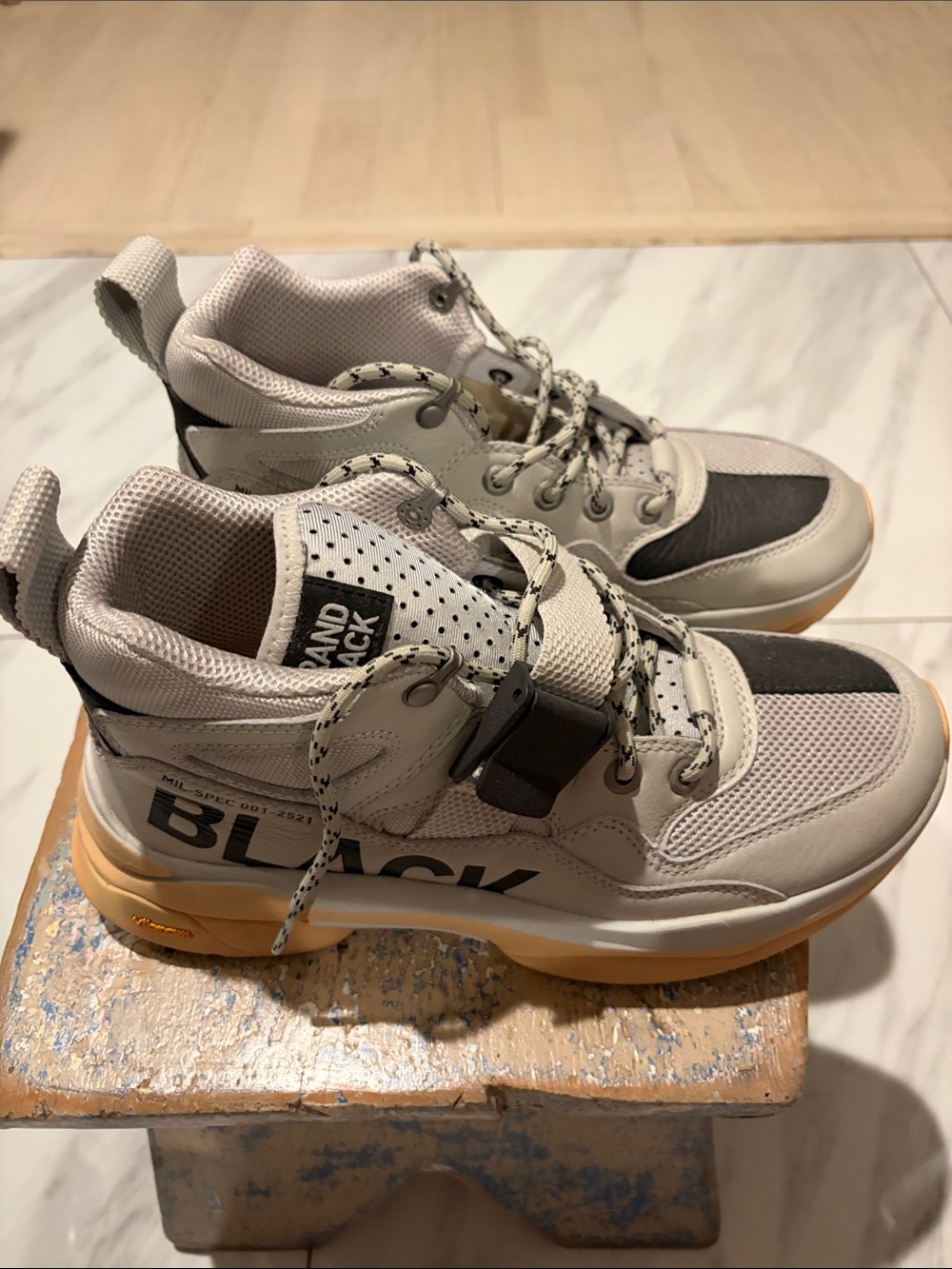 Vibram Sneakers in Beige and Black